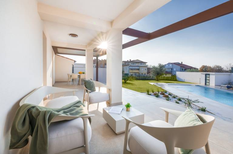 Villa with terrace, sauna & private pool | Sea view — photo 3