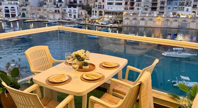 Holiday apartment | Dogs allowed in St. Julian's