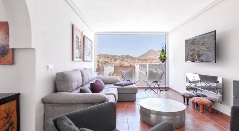 Fully equipped house with yard, private pool & terrace | Suitable for remote work | Dogs allowed — photo 2