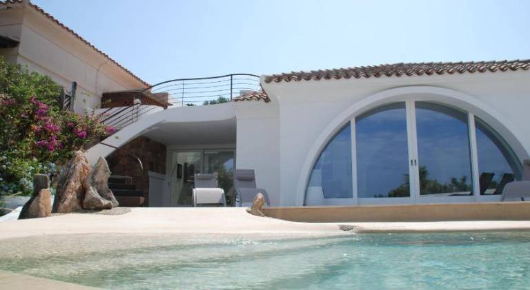 Vacation home with pool | Pets allowed in Olbia