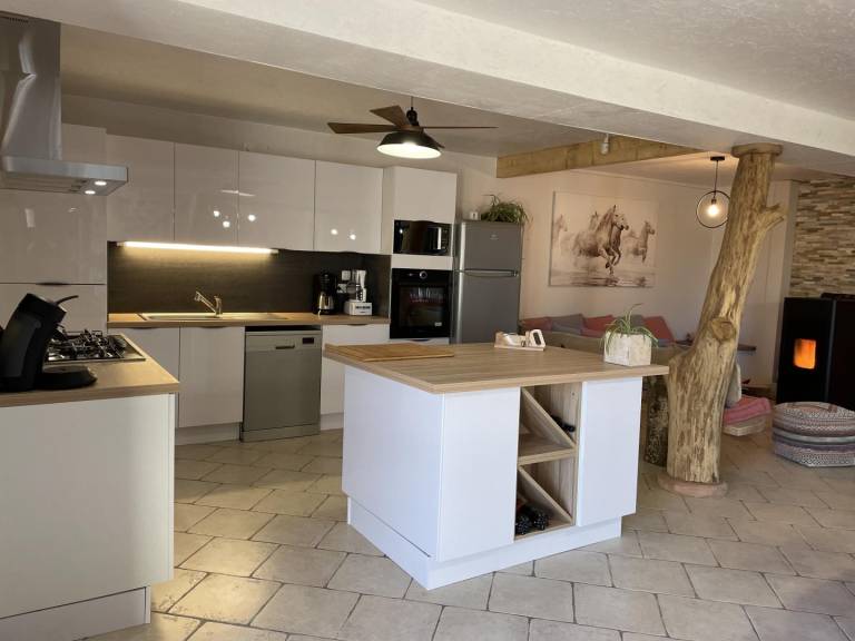 Gite with yard, pool & terrace — photo 4
