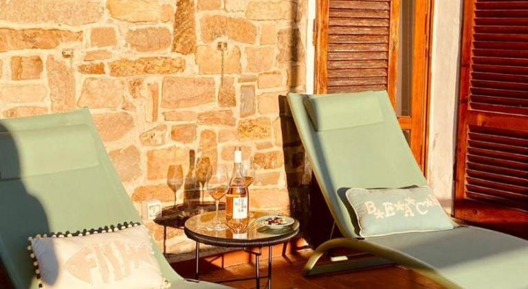Fully equipped charming house with garden, terrace & grill | Next to the beach | Perfect for remote work | Pet-friendly — photo 5