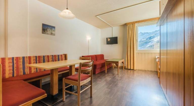 Serviced apartment with barbecue, sauna & patio | Next to the ski | Pets are welcome — photo 5