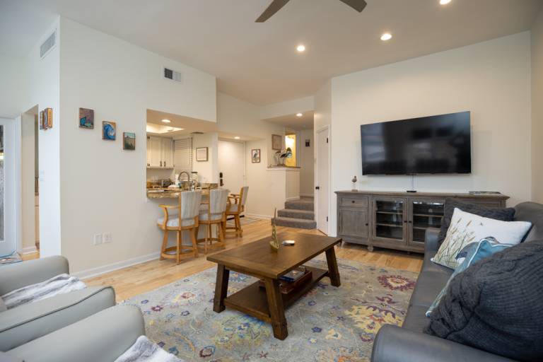 7454 Anchorage: Spacious Villa, Pet Friendly, Close to Marina, Free Bikes — photo 3
