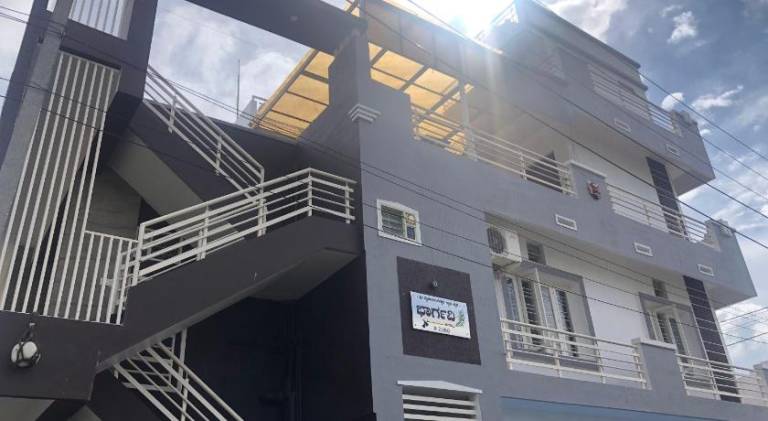 SkyHouse Homestay