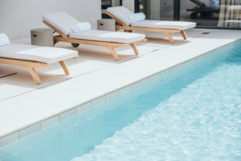 Luxury Villa Cliff with Heated Pool — photo 5