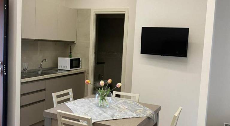 Rental apartment with terrace & garden — photo 3