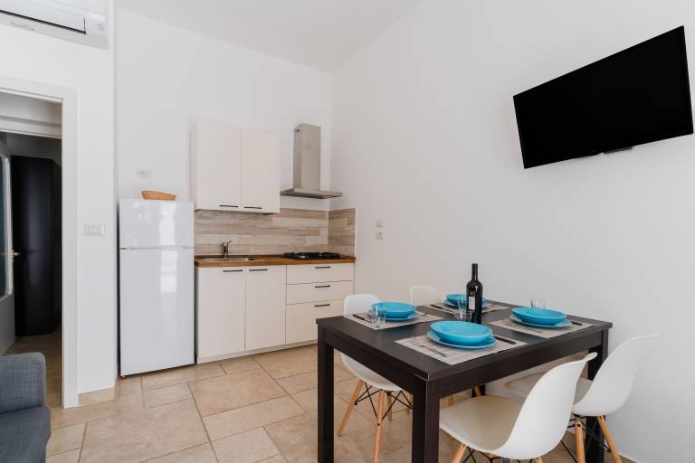 Holiday apartment with fast internet | City view — photo 5