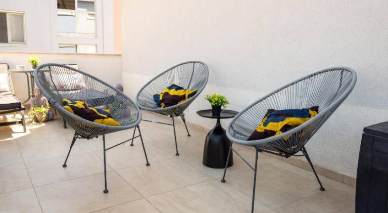 Rental apartment with BBQ & patio | Suitable for remote work — photo 4