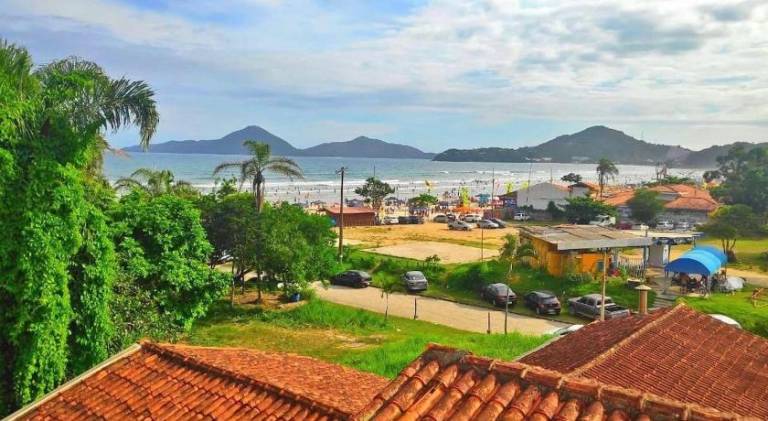 Holiday apartment | Beach nearby | Pets are welcome in Ubatuba