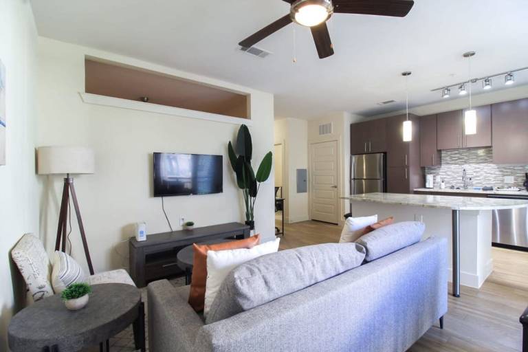 The Galleria at Tate Spacious 1BR in Uptown Houston