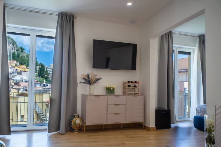 Privatzimmer in Taormina, Giardini-Naxos für max. 3 Personen Privatzimmer in Taormina, Giardini-Naxos für max. 3 Personen