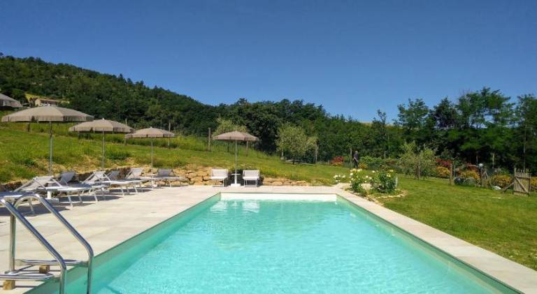 Farm with garden, pool & BBQ — photo 2