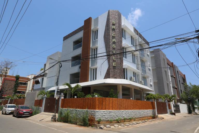 100 m&sup2; Apartment mit Hotelservice