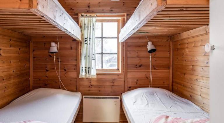 House with 1 room for 4 persons in Are