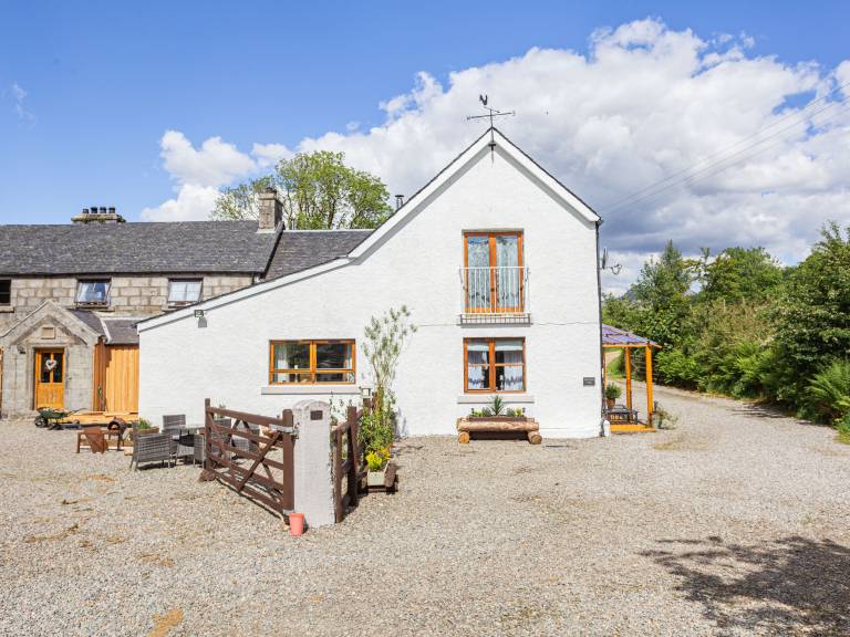 Child-friendly nice cottage with garden | Pets are welcome — photo 3