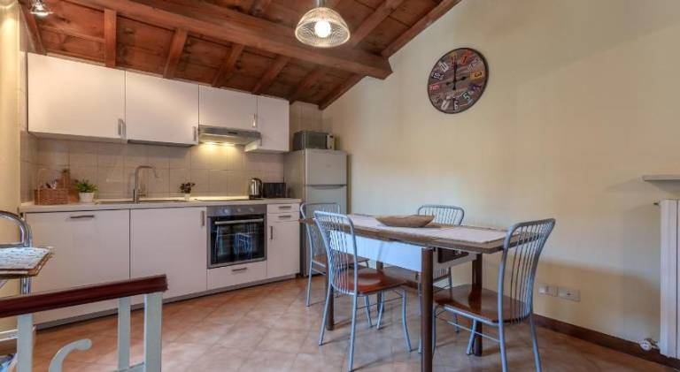 Apartment with 2 rooms for 7 persons — photo 2