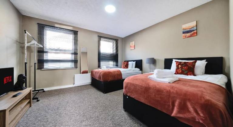 Holiday apartment with 1 room for 4 persons in Reading