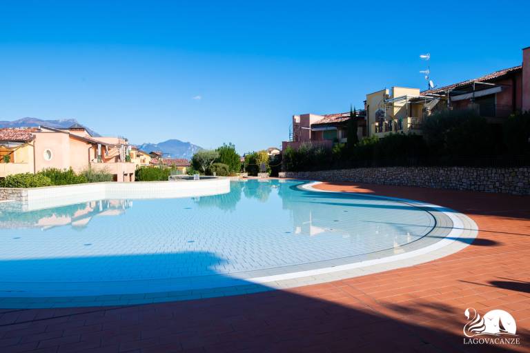 Family-oriented apartment with pool, garden & BBQ | Pets allowed in Manerba del Garda
