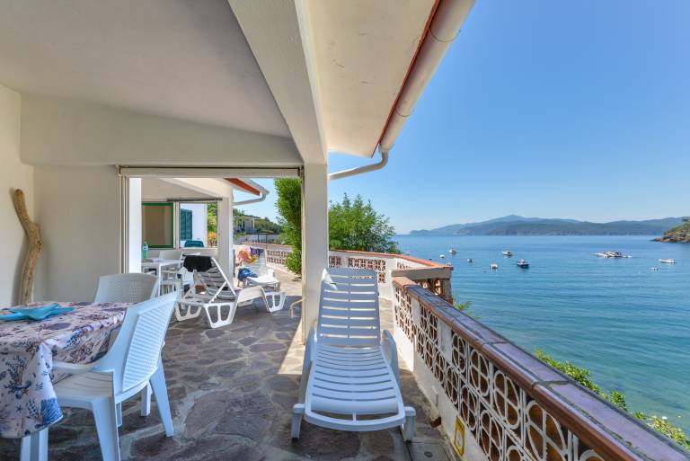 Apartment 'Villa Oda - Monolocale Sul Mare' with Sea View, Wi-Fi and Air Conditioning — photo 3