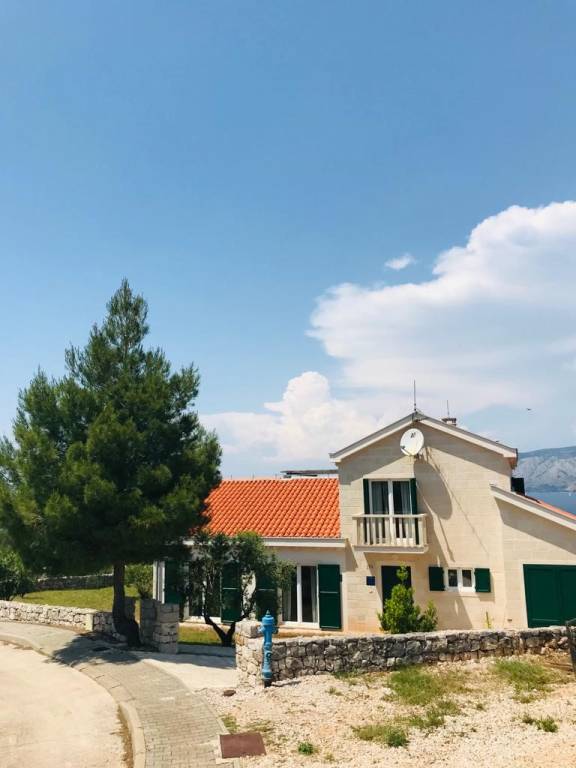 Family-friendly lovely villa with barbeque, patio & yard | Sea view | Pet-friendly — photo 5