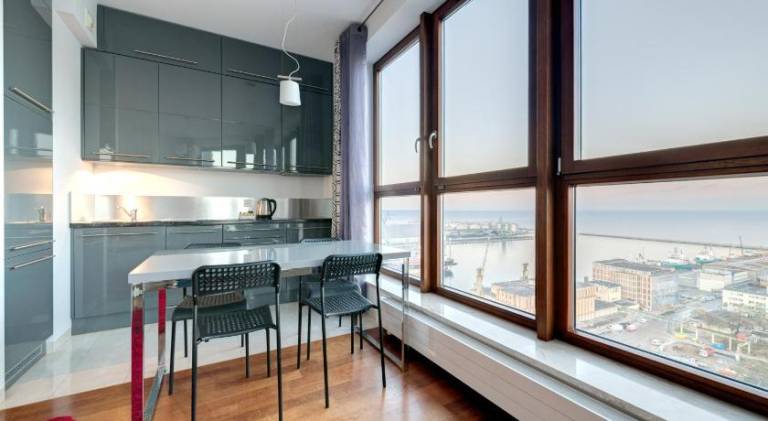 SEA TOWERS Panorama Apartments by Noclegi Renters — photo 4