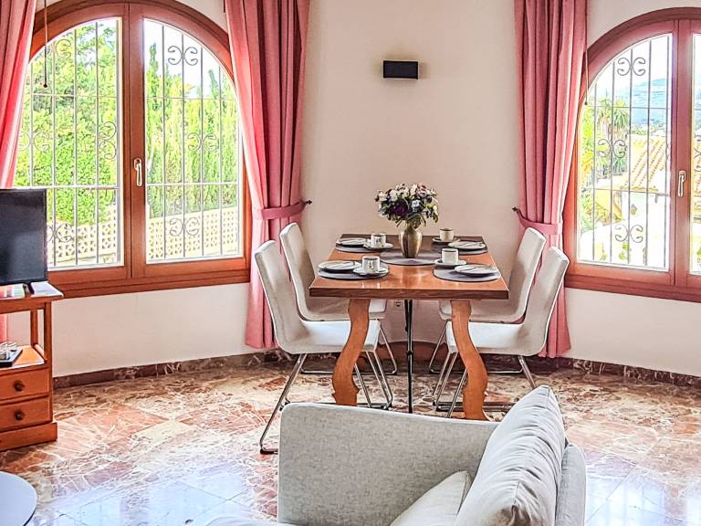 Vacation home with private pool, barbeque & terrace | Sea view | Pets are welcome — photo 3