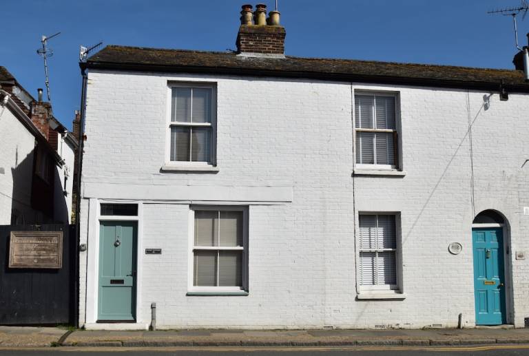 Cottage  Peasmarsh