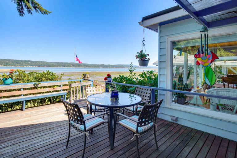 Across Water From Belfair SP Hood Canal Cottage