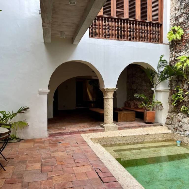 House  Getsemani