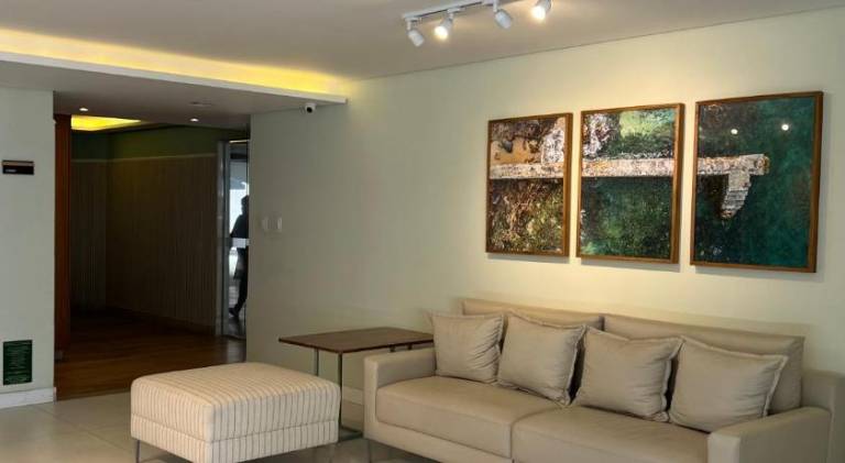 Apartment with pool & jacuzzi — photo 5