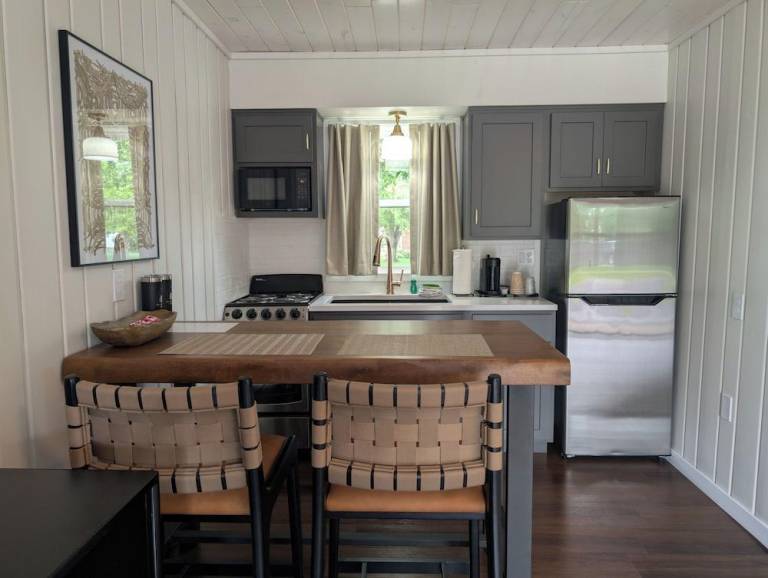 Beachfront Haven — photo 4