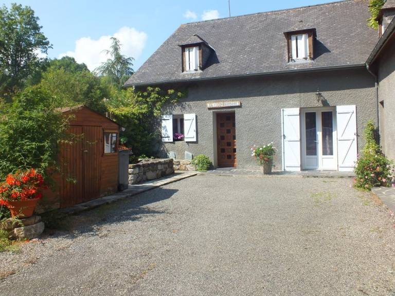 Lovely gite with barbeque & yard | Dogs allowed — photo 2