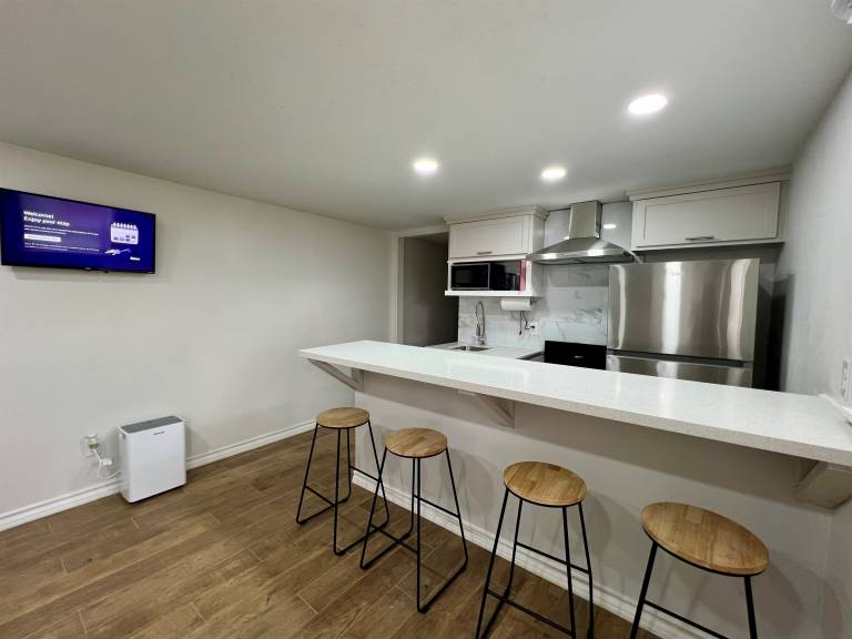 Airport Bunker 3 - Convenient and Cozy 1BD/1BA in Brownsville, TX