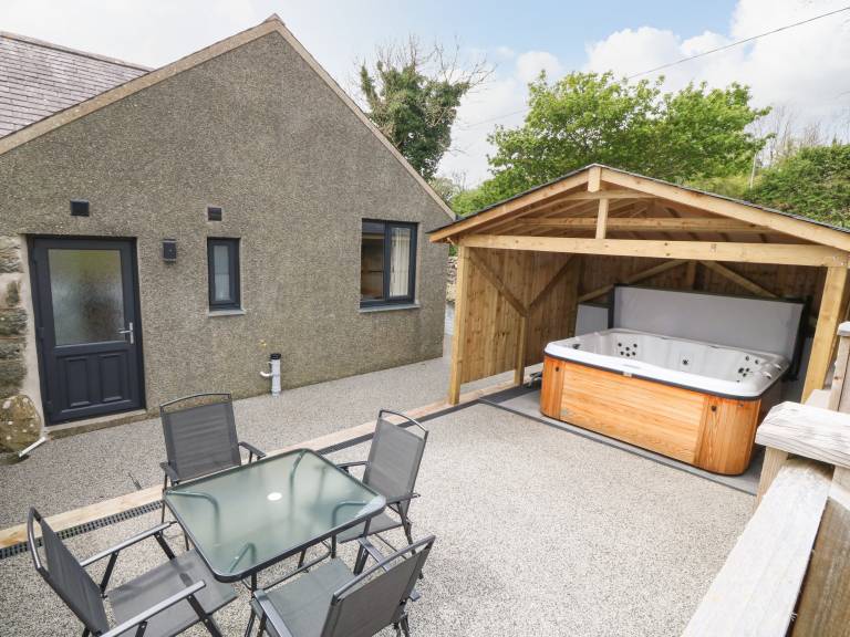Cabin  Chwilog