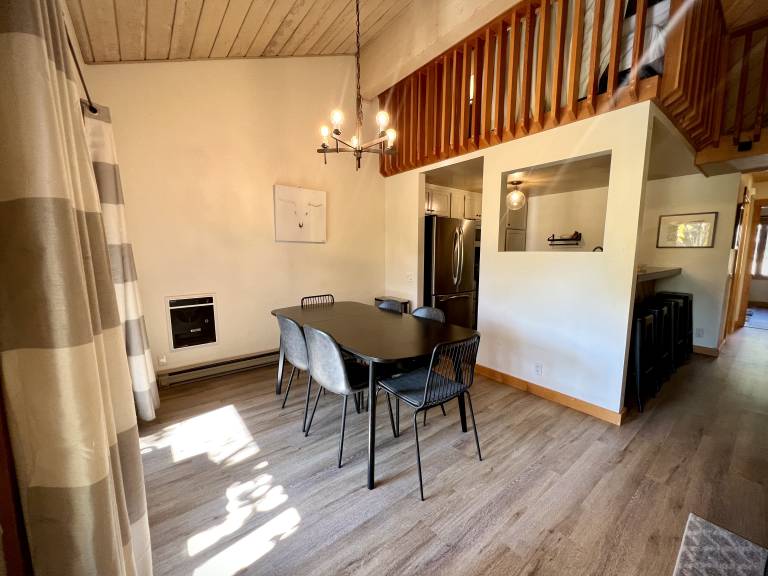 Pet Friendly 1+Loft with Views on Snowcreek Meadow — photo 5