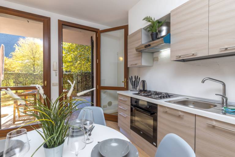 Holiday apartment with patio & garden | Mountain view — photo 4