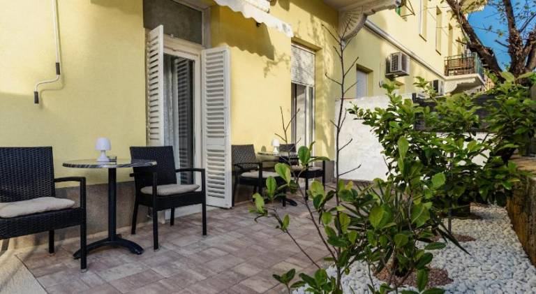 Holiday apartment with 2 rooms for 4 persons — photo 5