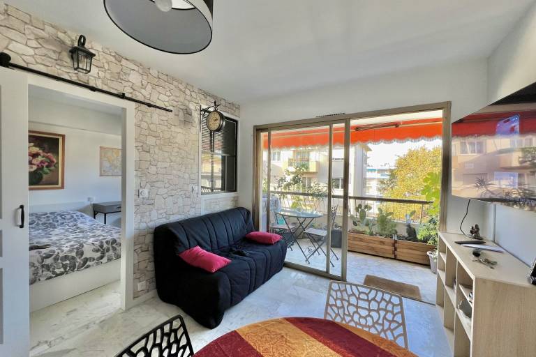 Family-friendly holiday apartment with patio | Beach nearby | Dogs allowed — photo 4