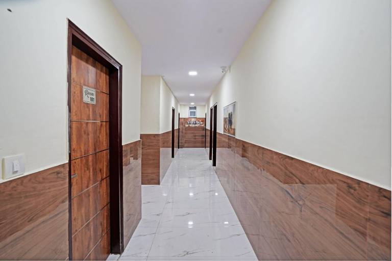 OYO Flagship Hotel Jojo In