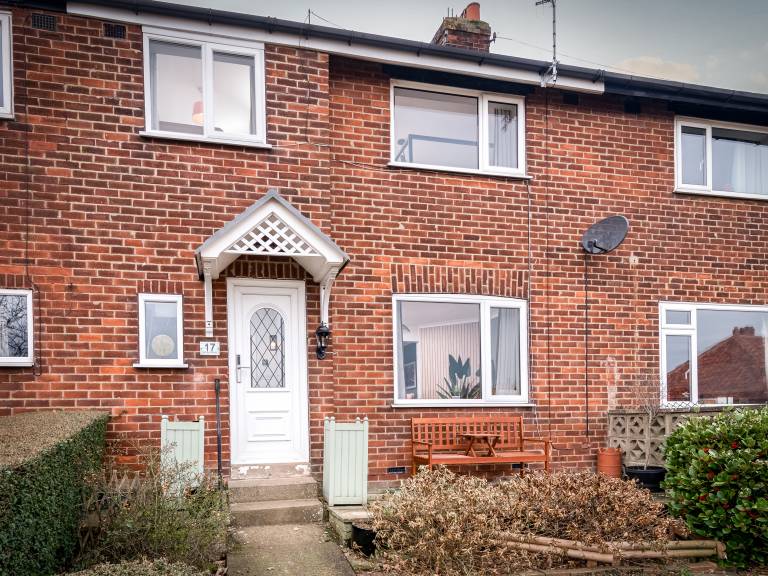 Child-friendly wonderful cottage with garden & terrace | Beach view | Pets allowed in Whitby