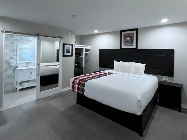 Motel Monterey