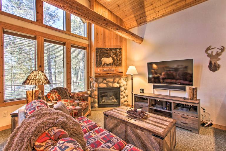 Klamath Falls Cabin Retreat w/ Deck & Grill! — photo 2