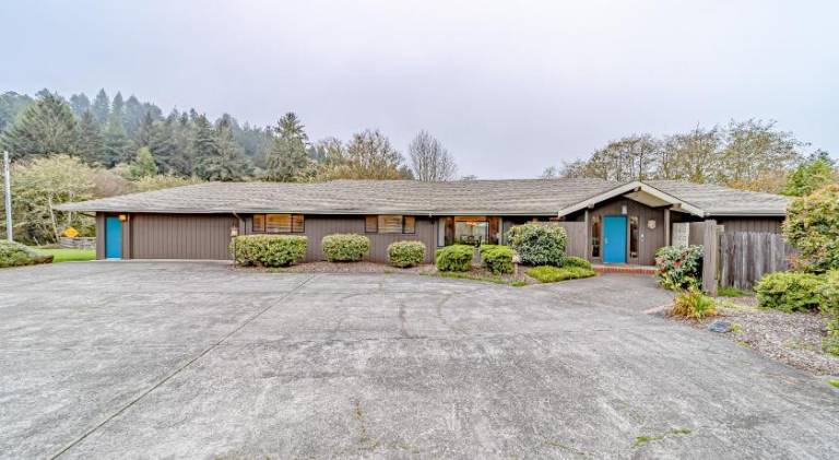 Lovely house | Pets allowed in Arcata, CA