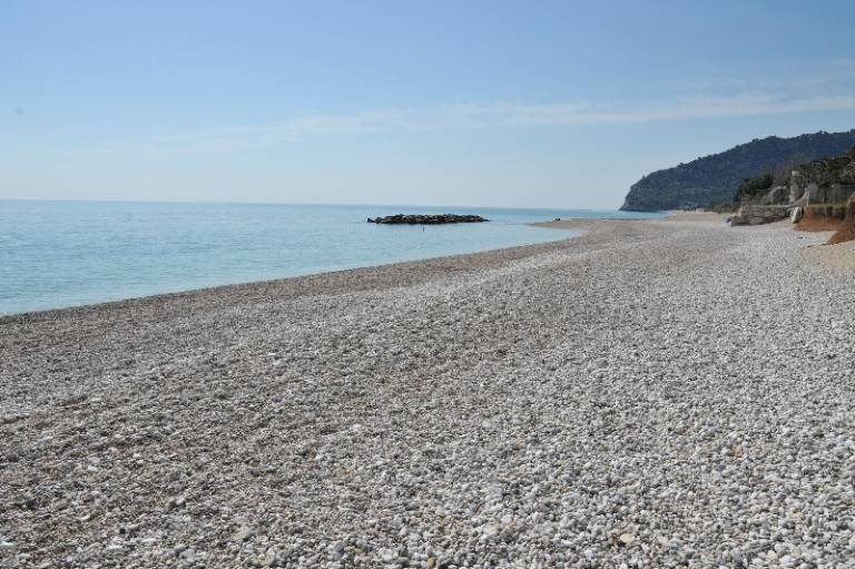 Holiday apartment with garden, barbeque & patio | Beach view — photo 4