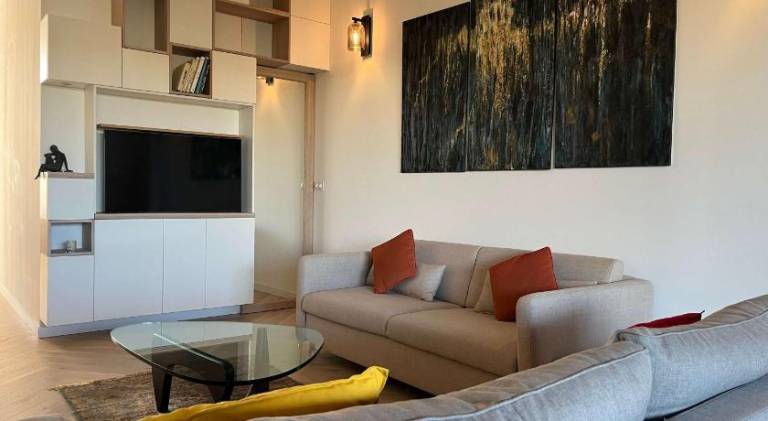Bordeaux Apartment with Balcony Steps to Wine & City Center — photo 5