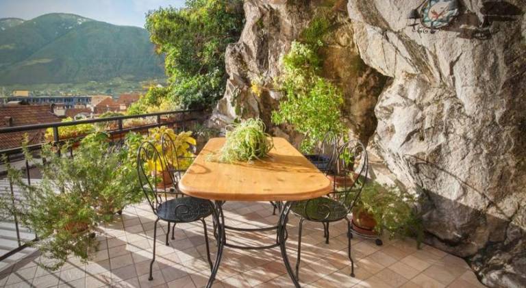 Holiday apartment with terrace | Good for workation in Merano