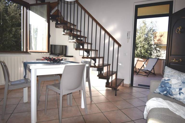 Holiday apartment with patio — photo 5