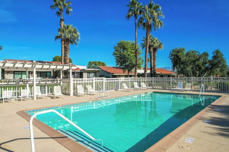 Cottage Palm Desert