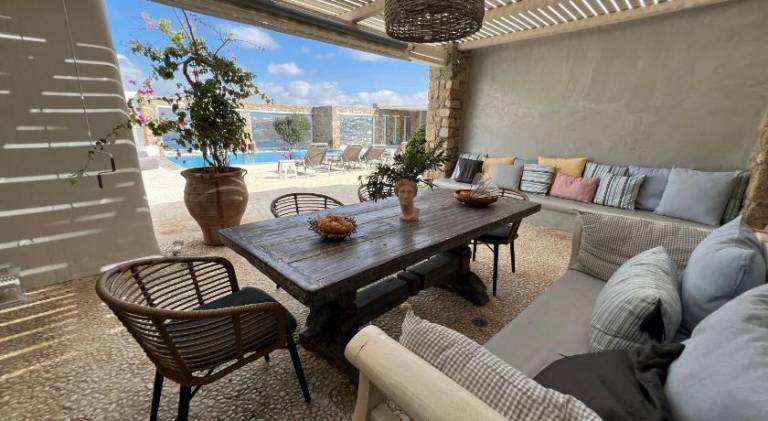 Fully equipped villa with terrace, yard & private pool | Next to the beach | Perfect for remote work | Pet-friendly — photo 2